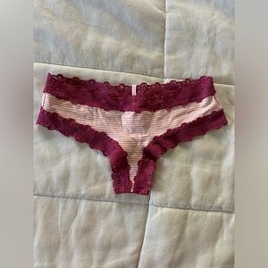 NWT VS PINK Cheeky Undies